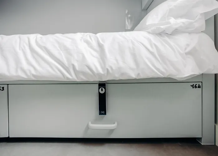 ホステル Demain C'est Loin アンダイエ