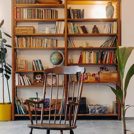 ホステル Demain C'est Loin