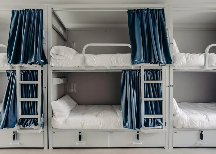 Hostel Demain C'est Loin