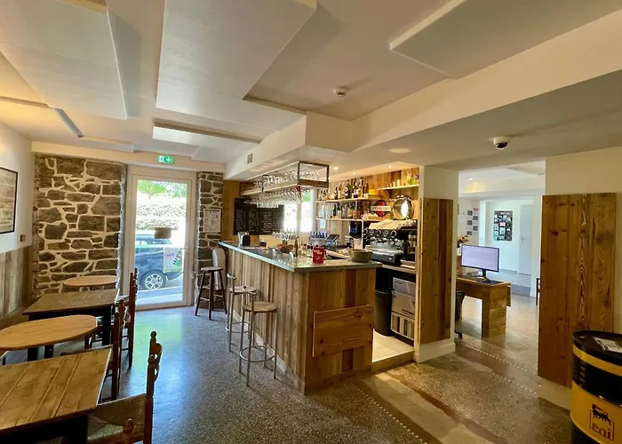 Hostel Demain C'est Loin Hendaye