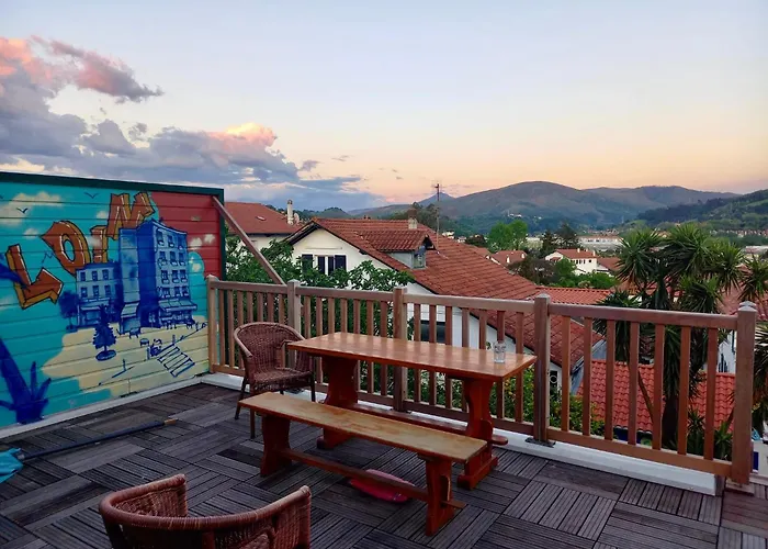 Hostel Demain C'est Loin